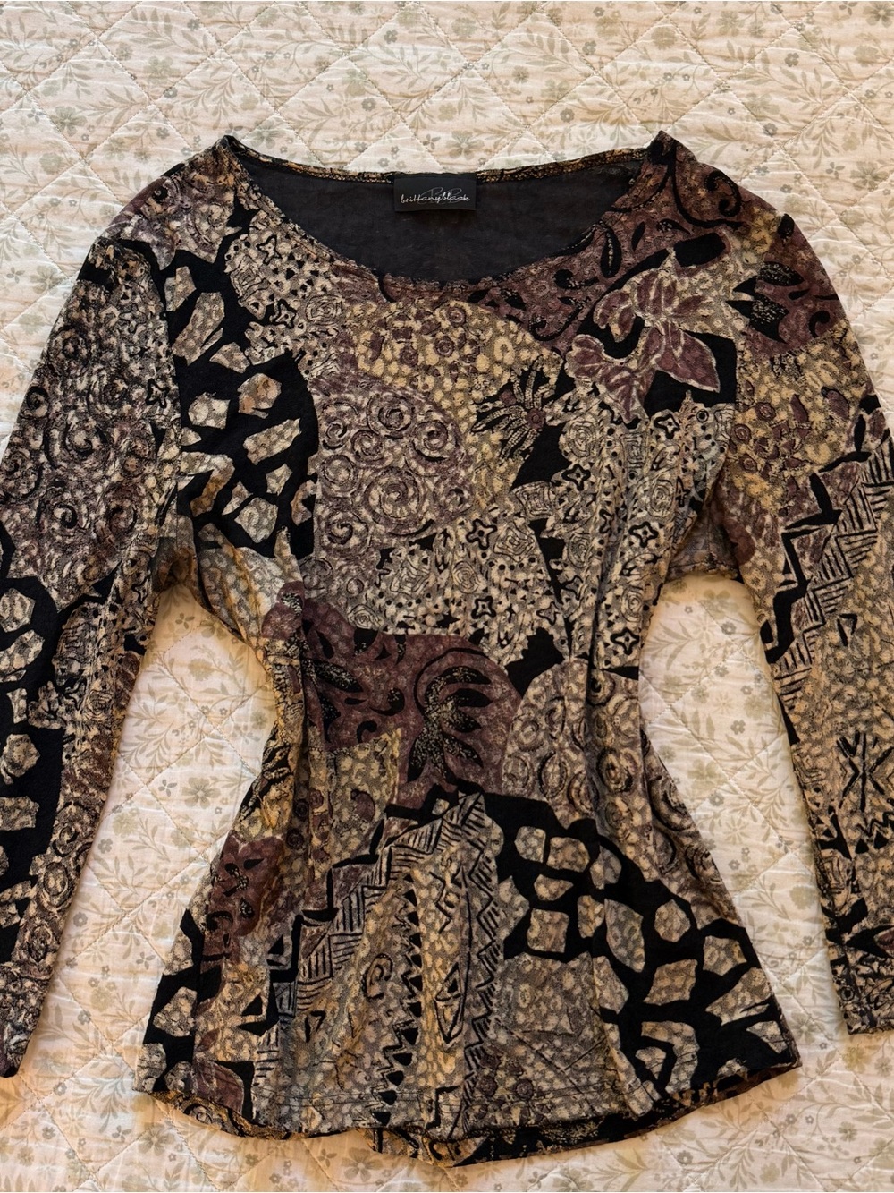 Y2k brown and black graphic long sleeve top